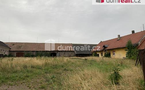 Prodej komerčního pozemku 4 398 m², Občov, okres Příbram