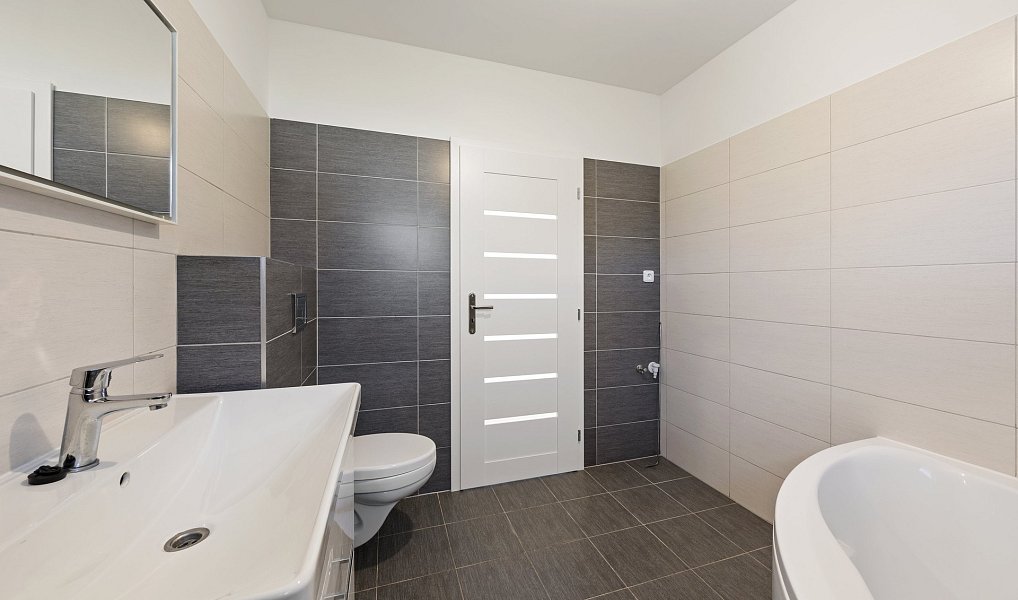 Prodej domu 107 m² s pozemkem 901 m², Mukařov – náhled fotky 23