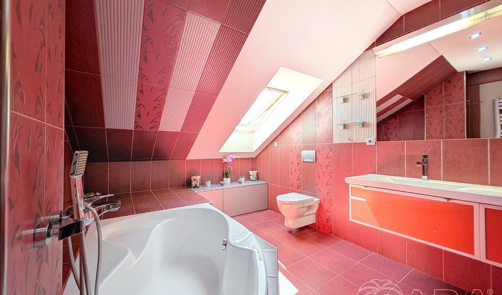 Prodej domu 373 m² s pozemkem 2 175 m², Libeř – náhled fotky 27