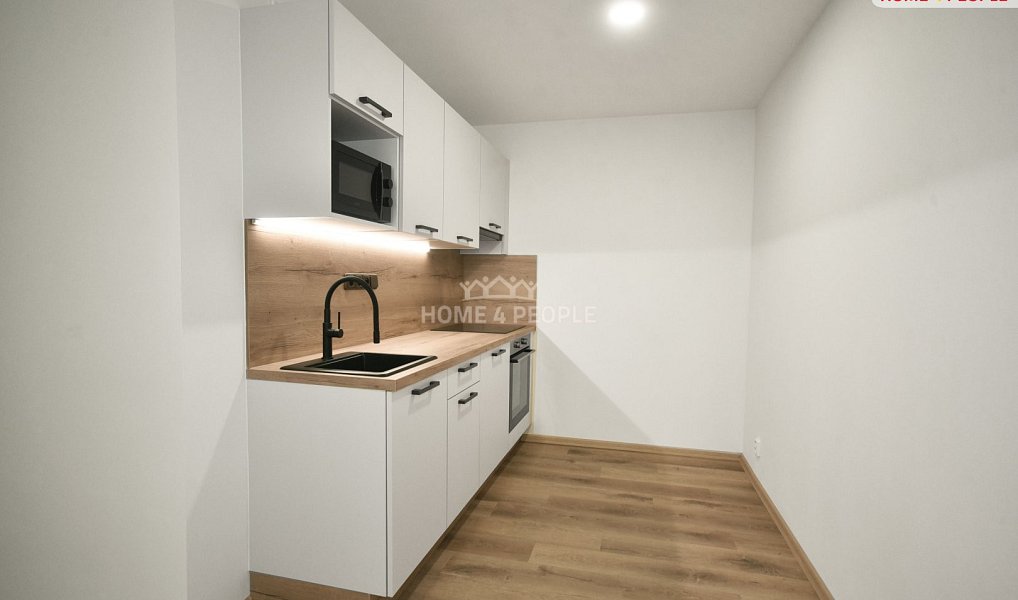 Pronájem bytu 2+kk 44 m², Kolín – náhled fotky 2