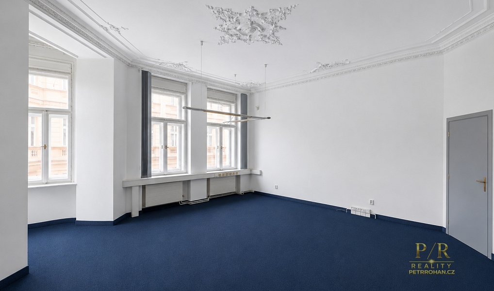 Pronájem kanceláře 15 m², Karlovy Vary – náhled fotky 4