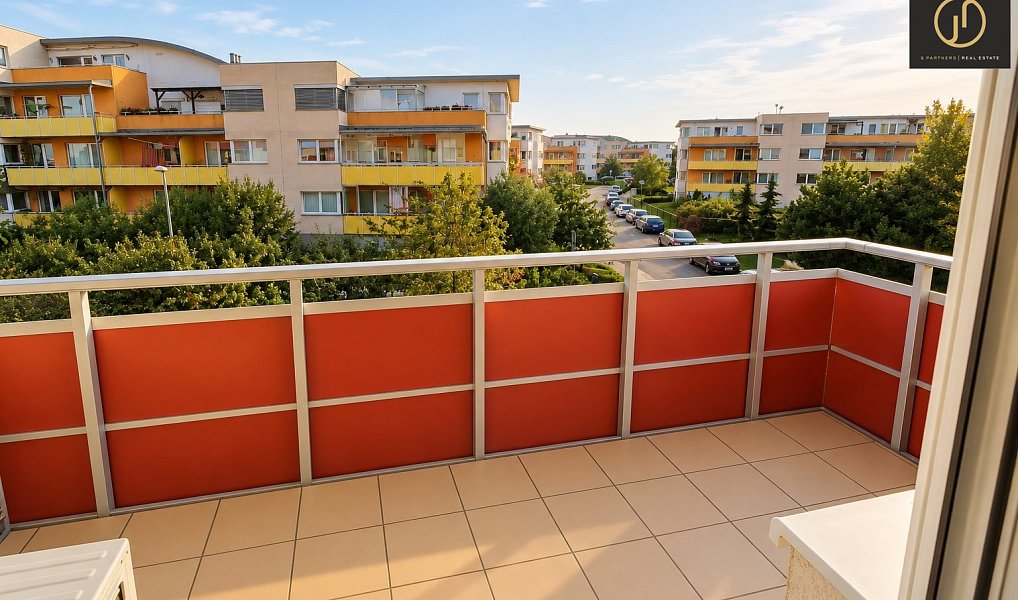 Pronájem bytu 3+kk 71 m², Praha – náhled fotky 2