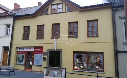 Prodej nájemního domu, činžáku 350 m²