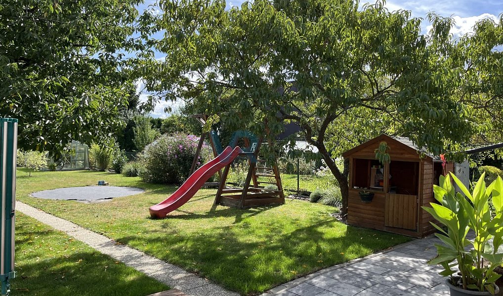Prodej domu 150 m² s pozemkem 779 m², Planá – náhled fotky 13