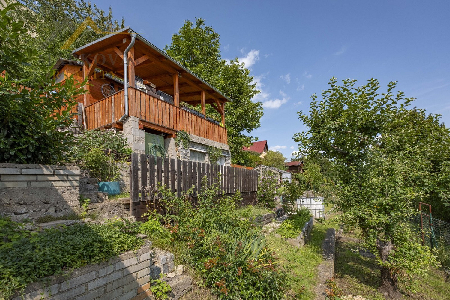 Prodej chaty/chalupy 25 m² s pozemkem 422 m² – fotografie 2