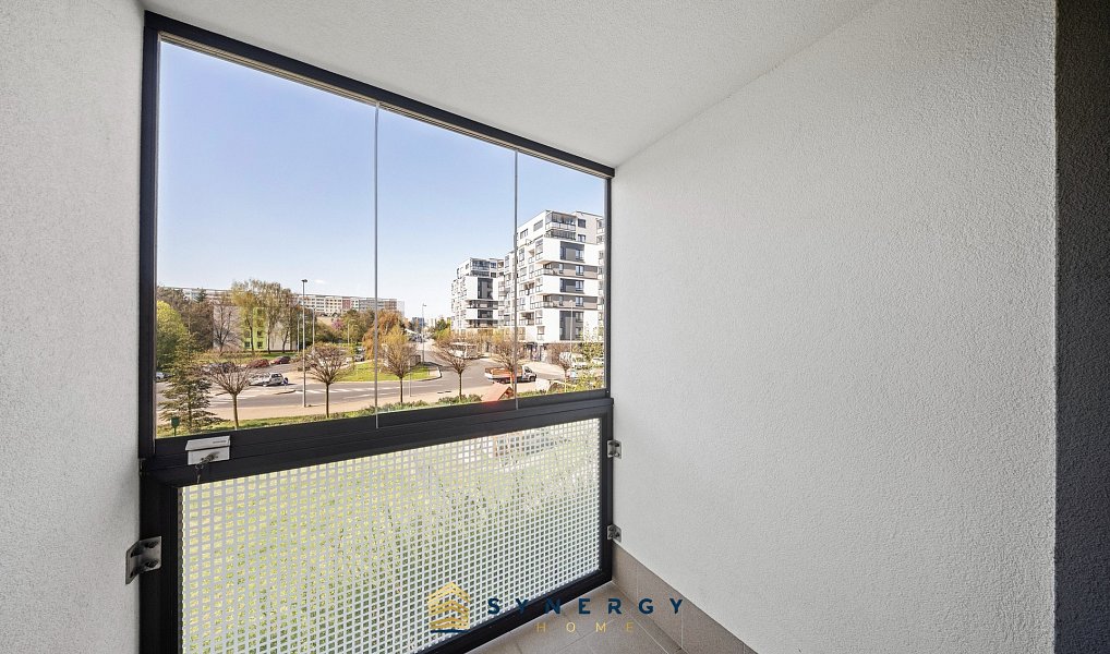 Prodej bytu 1+kk 38 m², Praha – náhled fotky 11