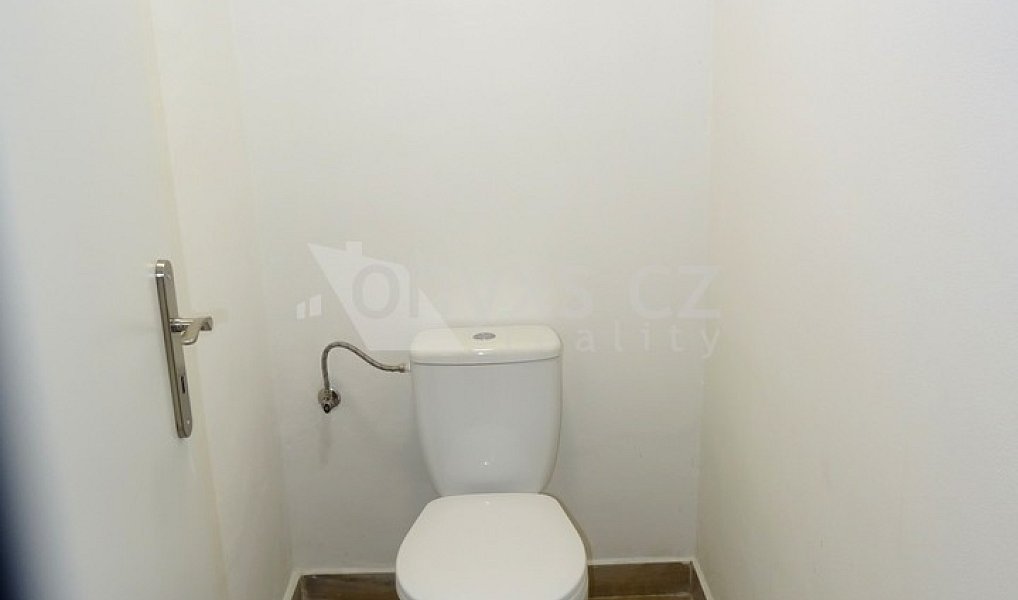 Pronájem bytu 2+kk 61 m², Dřínov – náhled fotky 8