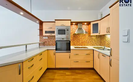 Pronájem bytu 2+kk 51 m², Zakšínská, Praha 9 - Střížkov