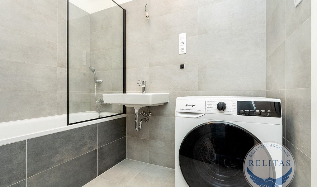Prodej bytu 4+kk 145 m², Kladno – náhled fotky 14