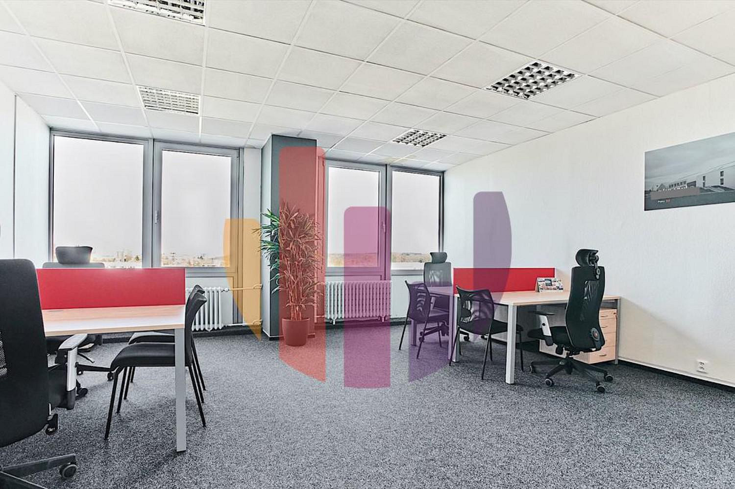 Pronájem kanceláře 126 m² — photo 3