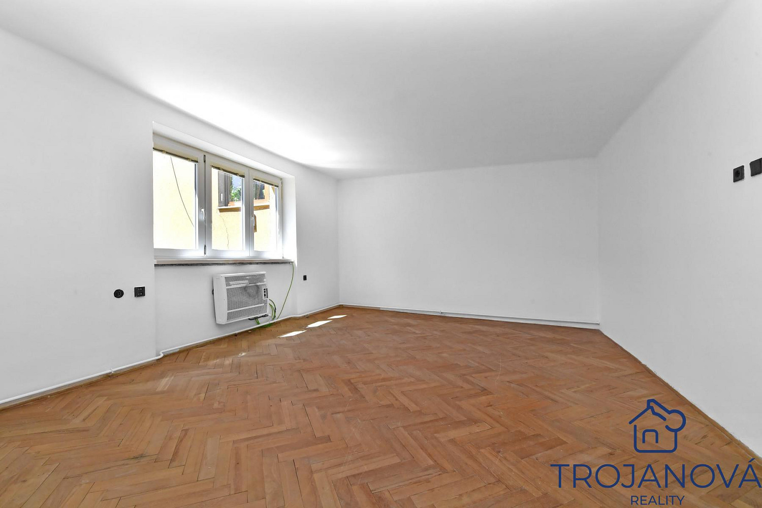Prodej bytu 2+1 60 m² — photo 4