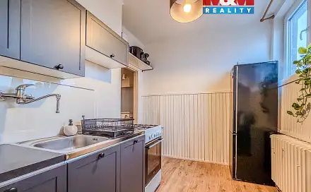 Prodej bytu 2+1 62 m², Dr. E. Beneše, Neratovice, okres Mělník