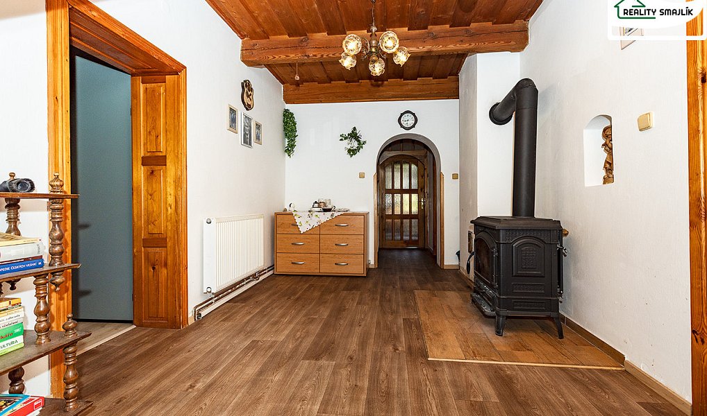 Prodej domu 180 m² s pozemkem 1 487 m², Skalná – náhled fotky 9