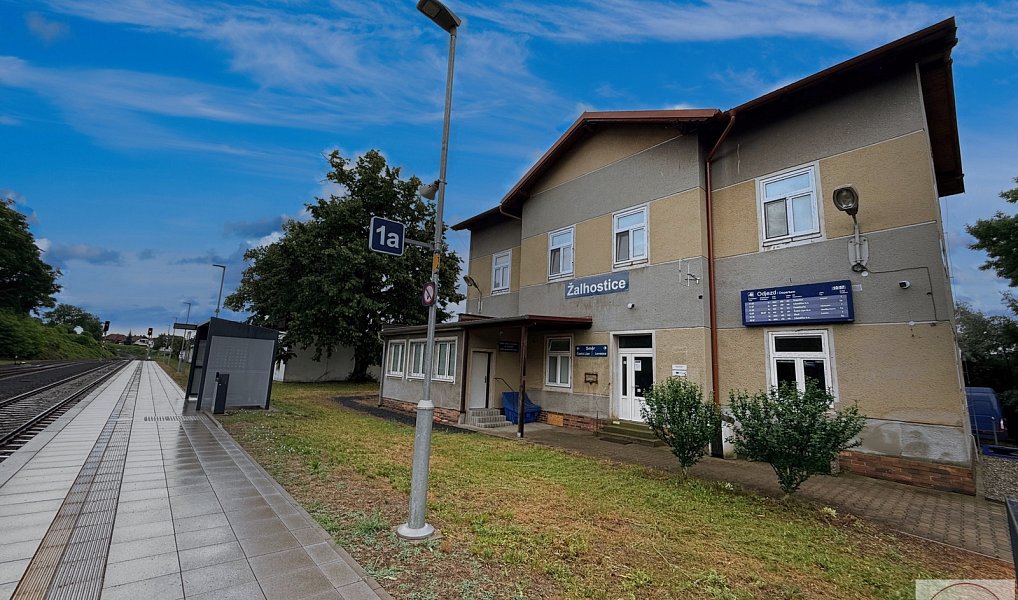 Prodej domu 110 m² s pozemkem 170 m², Žalhostice – náhled fotky 18