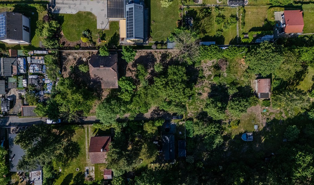Prodej stavebního pozemku 1 284 m², Mníšek pod Brdy – náhled fotky 4