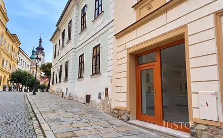 Pronájem obchodních prostor 21 m², Smetanova, Písek - Vnitřní Město