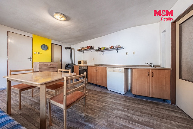 Prodej domu 82 m² s pozemkem 837 m² — photo 2