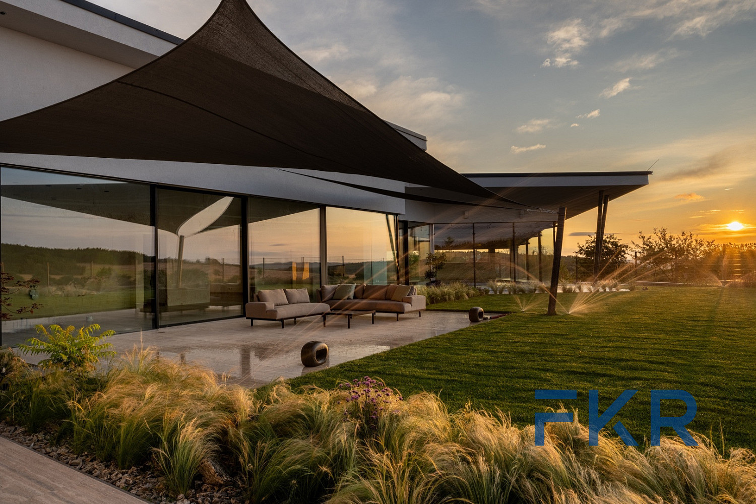 Prodej domu 543 m² s pozemkem 2 706 m²