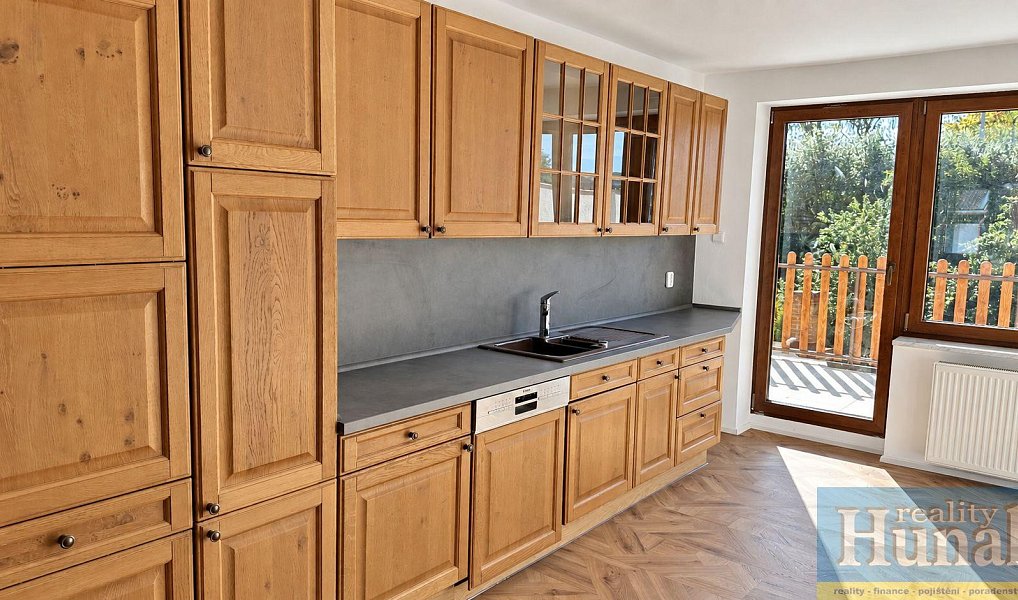 Pronájem bytu 3+1, 66 m², Pelhřimov