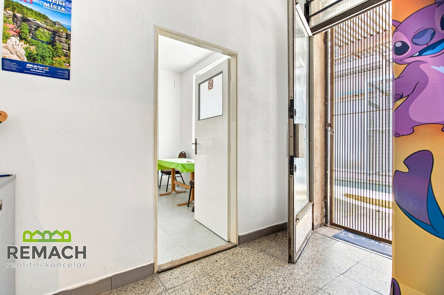 Pronájem obchodních prostor 364 m² – fotografie 5