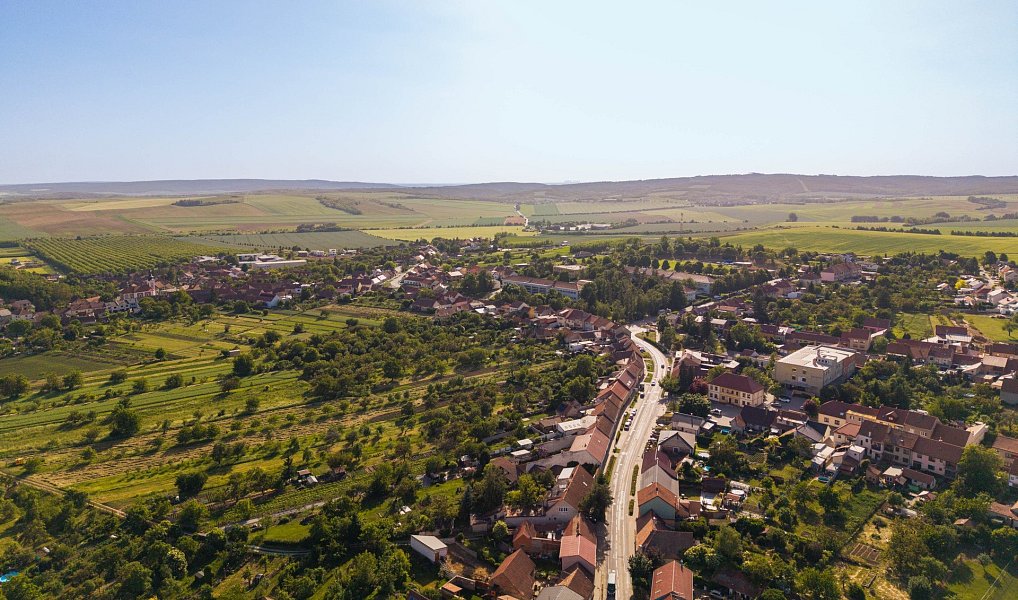 Prodej domu 245 m² s pozemkem 1 730 m², Ořechov – náhled fotky 11