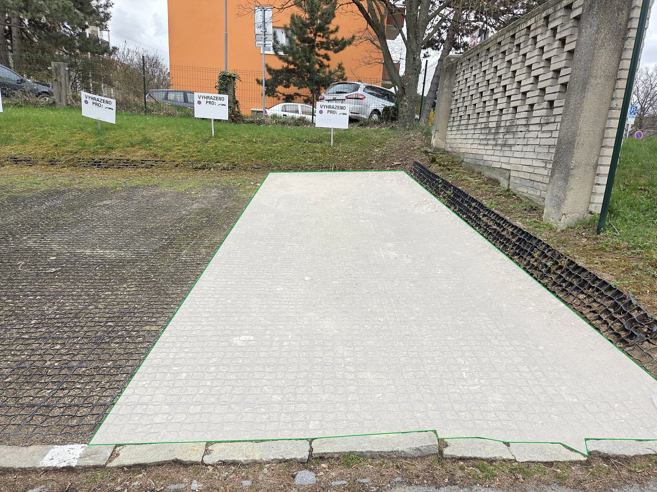 Pronájem komerčního objektu (jiného typu) 13 m² — photo 2