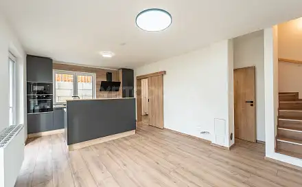 Pronájem bytu 3+kk 67 m²