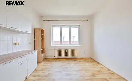 Pronájem bytu 1+1 58 m², U Stadionu Míru, Tábor