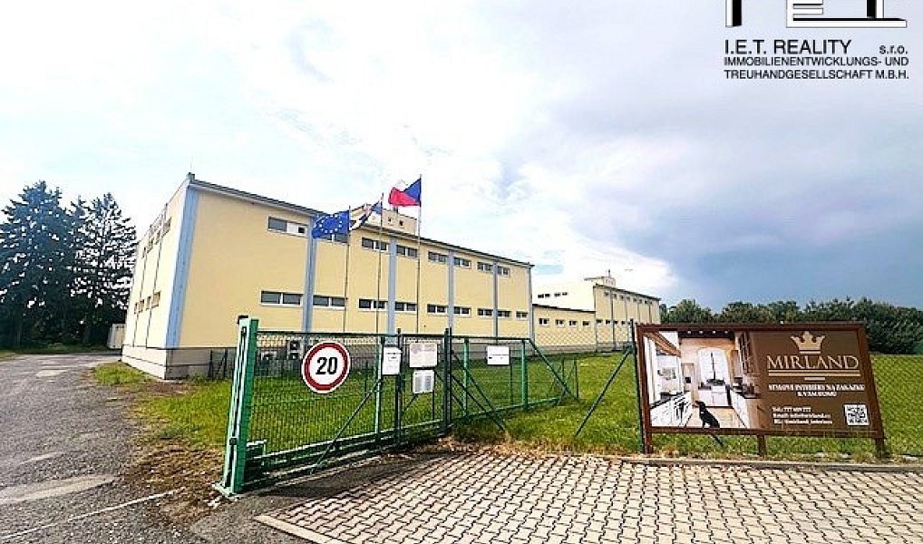 Prodej výrobních prostor 3 500 m², Bělá pod Bezdězem – náhled fotky 5