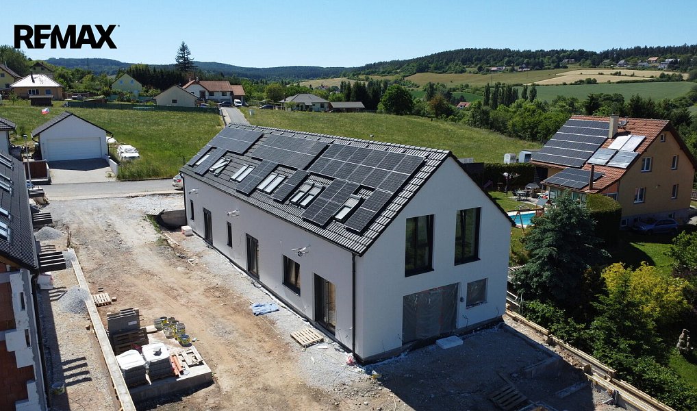 Prodej bytu 4+kk 90 m², Jince – náhled fotky 14