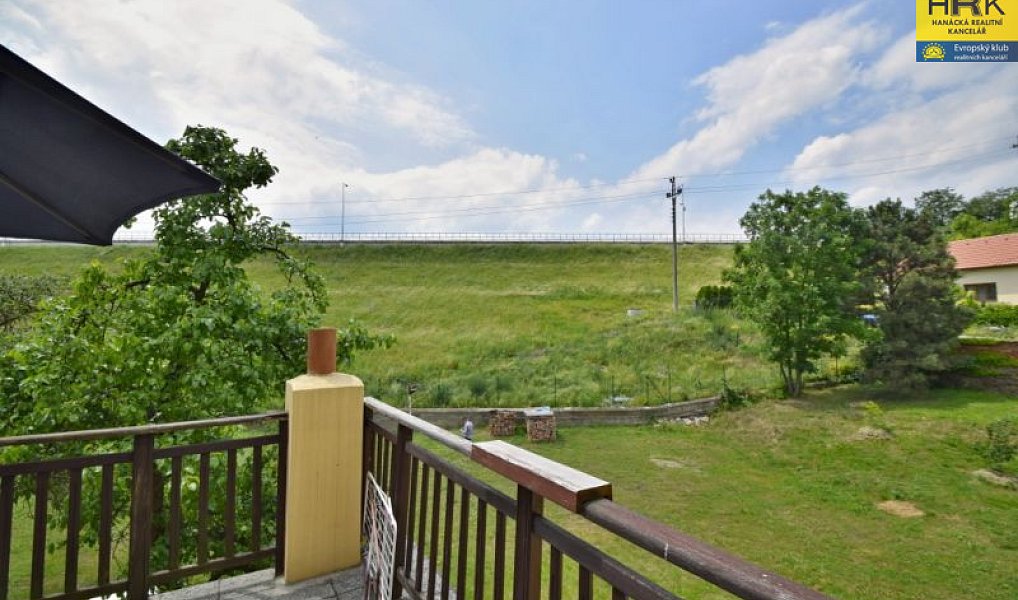 Prodej domu 300 m² s pozemkem 3 106 m², Mostkovice – náhled fotky 25