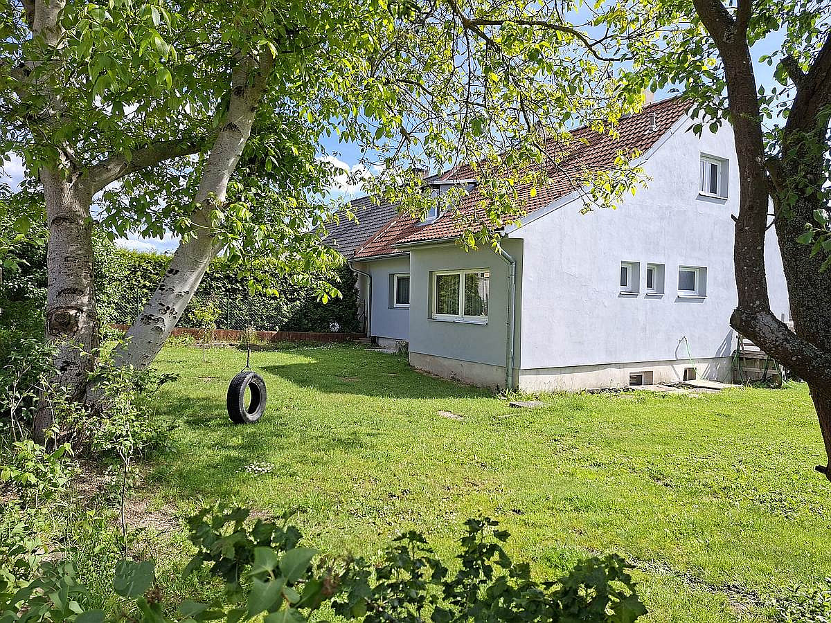 Prodej domu 122 m² s pozemkem 998 m²
