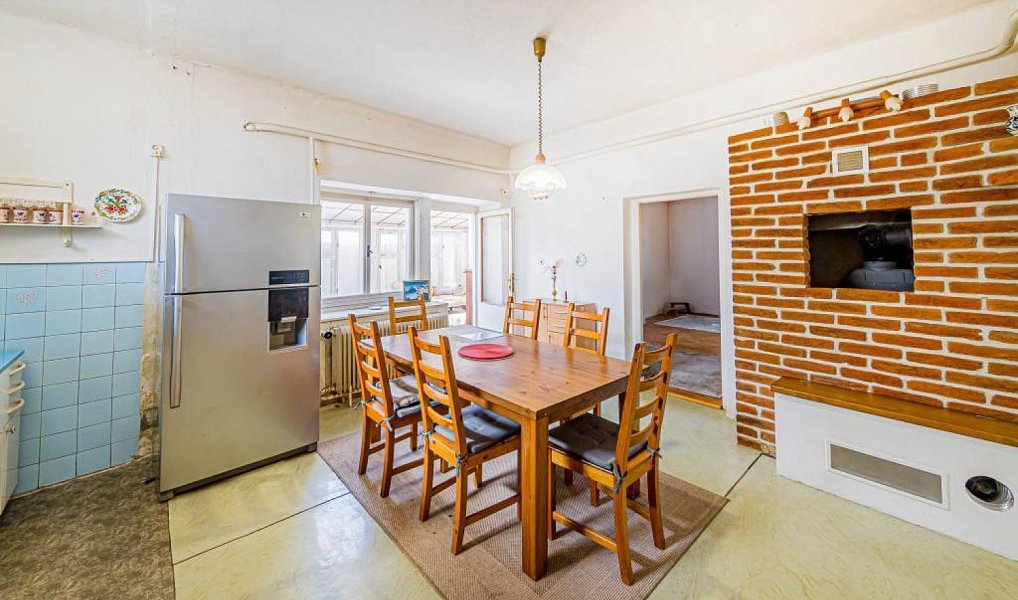 Prodej domu 160 m² s pozemkem 931 m², Slavonice – náhled fotky 8