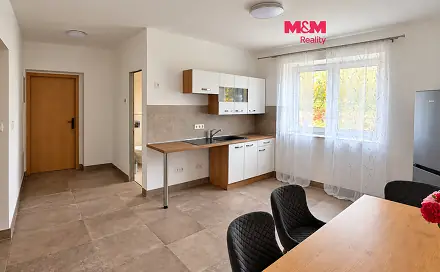 Pronájem bytu 3+kk 77 m²