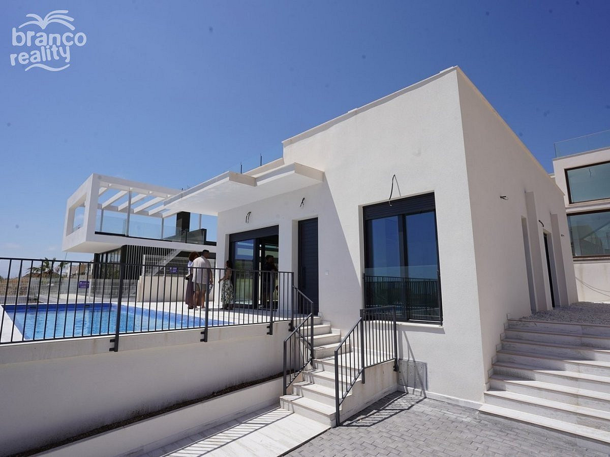Prodej domu 100 m² s pozemkem 400 m² - Vista 6