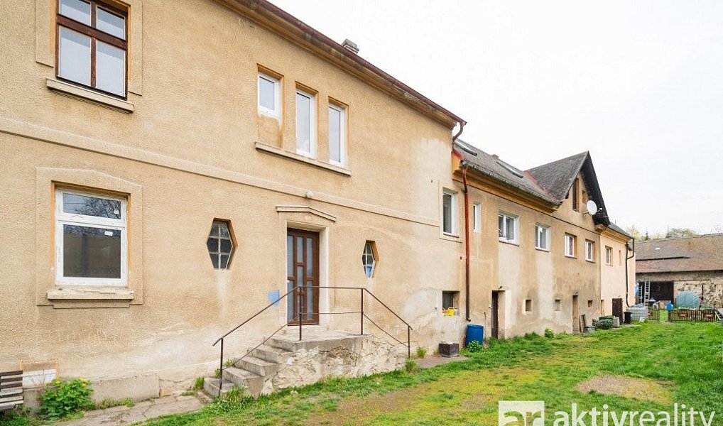Prodej domu 250 m² s pozemkem 1 005 m², Dolní Zálezly – náhled fotky 38