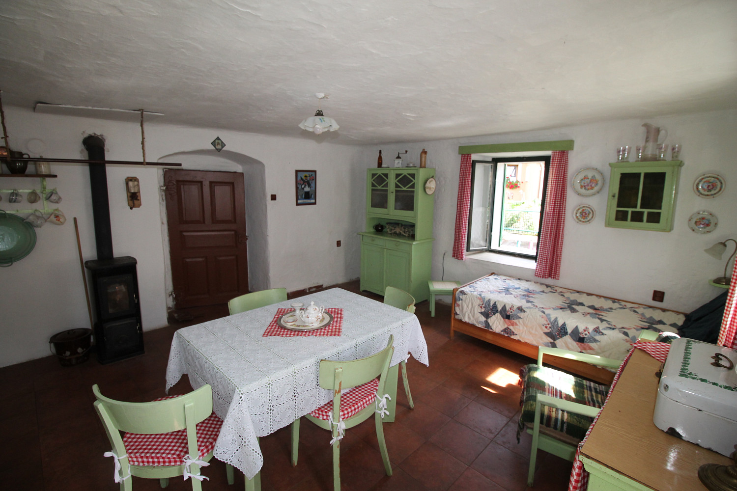 Prodej domu 100 m² s pozemkem 324 m² – fotografie 4