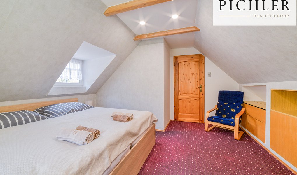 Prodej domu 341 m² s pozemkem 424 m², Stříbrná – náhled fotky 37