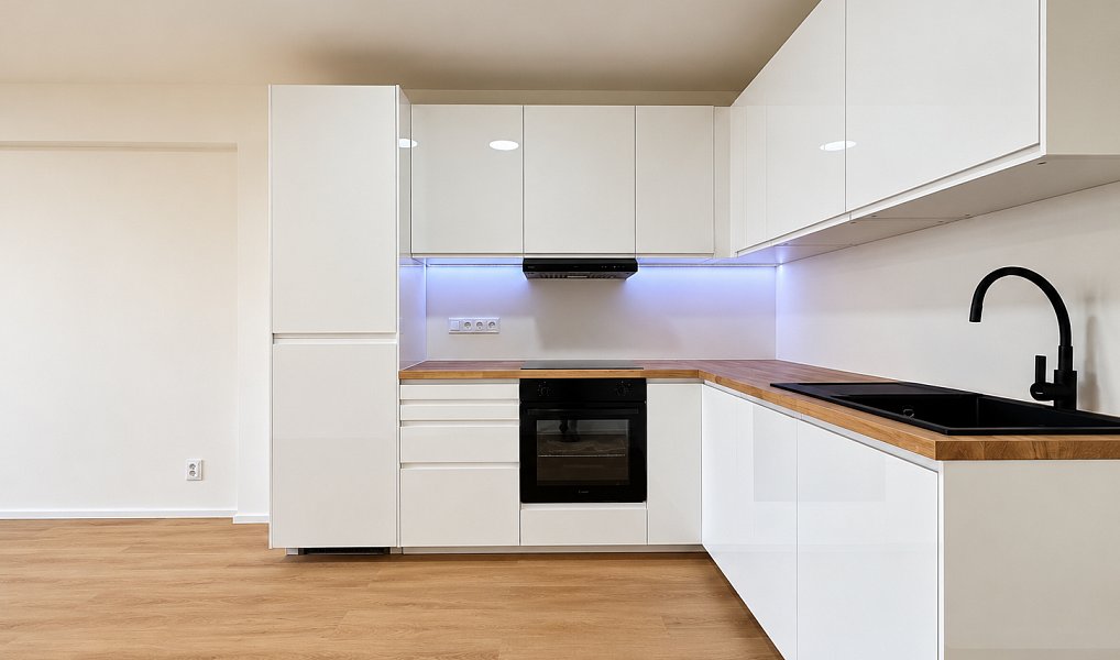 Prodej bytu 3+kk 64 m², Mladá Boleslav – náhled fotky 2