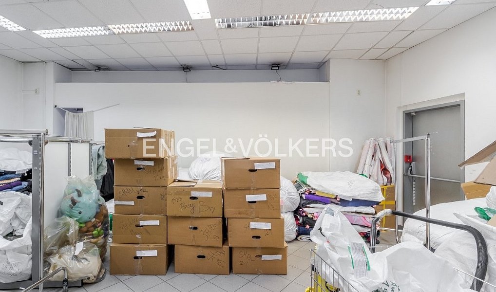 Pronájem obchodních prostor 323 m², Praha – náhled fotky 10