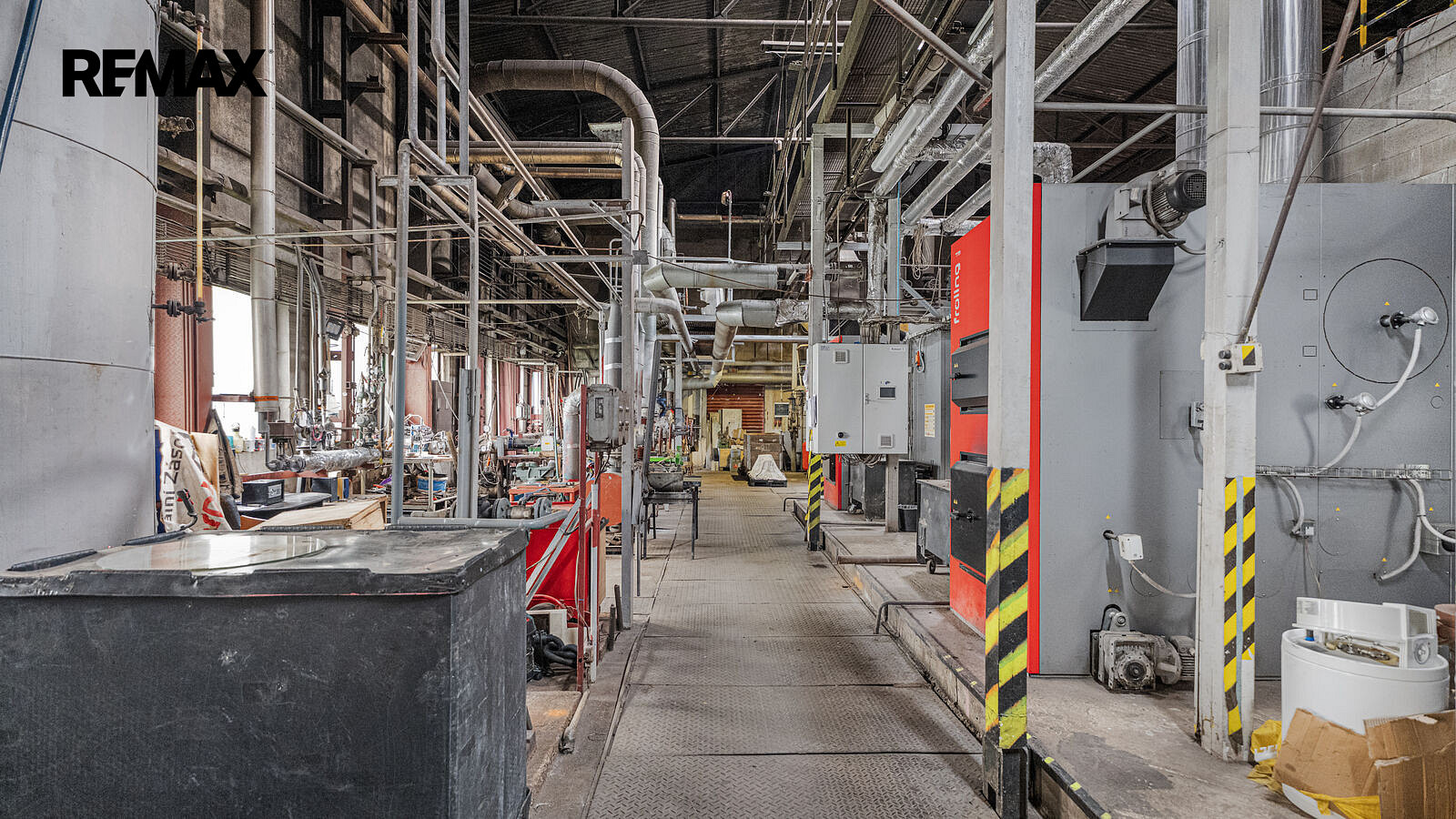 Prodej komerčního objektu (jiného typu) 15 800 m² – fotografie 5