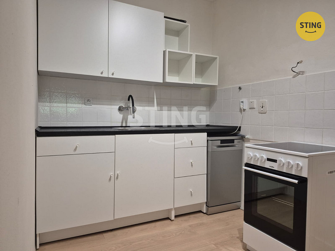 Pronájem bytu 2+kk 54 m² — photo 4