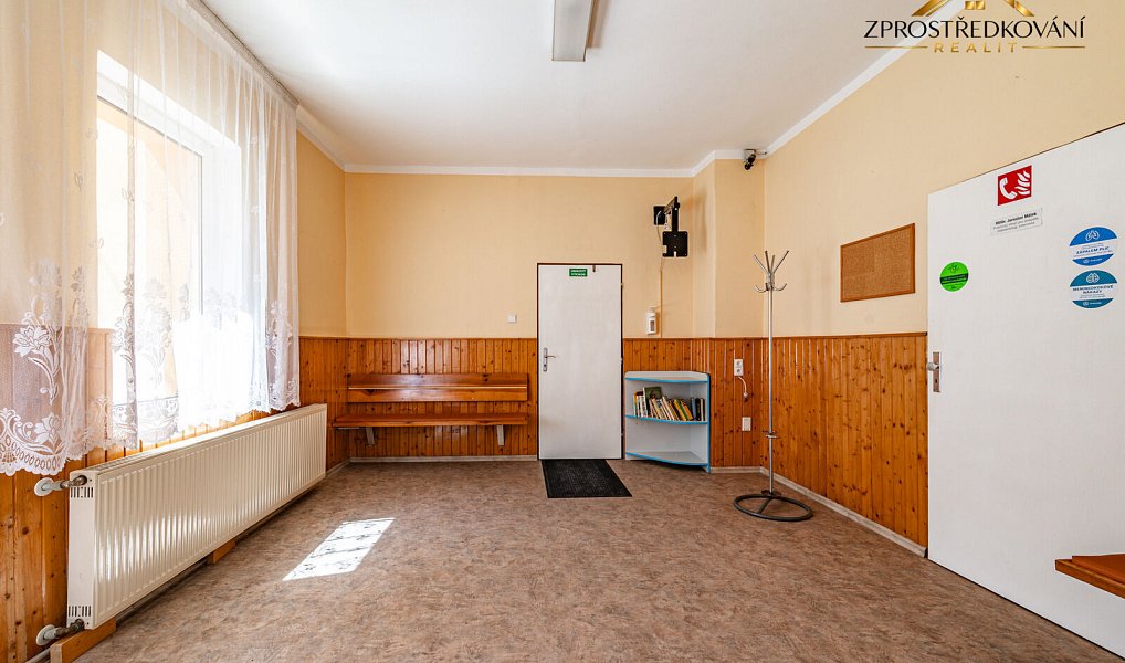 Prodej domu 259 m² s pozemkem 605 m², Kraslice – náhled fotky 32