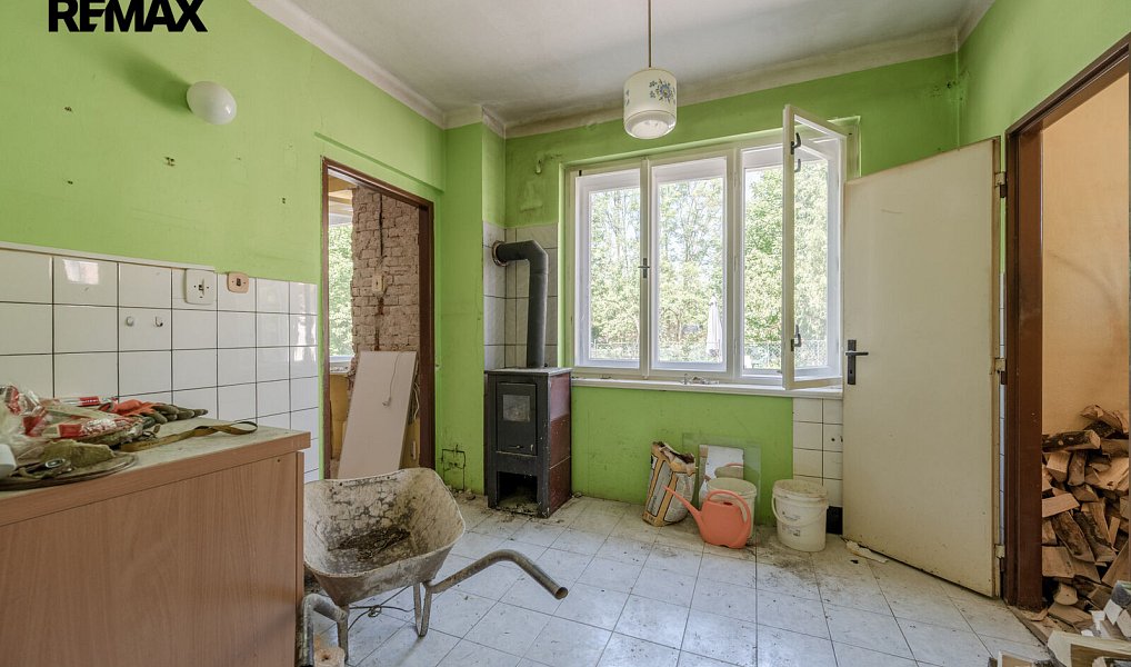 Prodej domu 230 m² s pozemkem 941 m², Kvasiny – náhled fotky 18