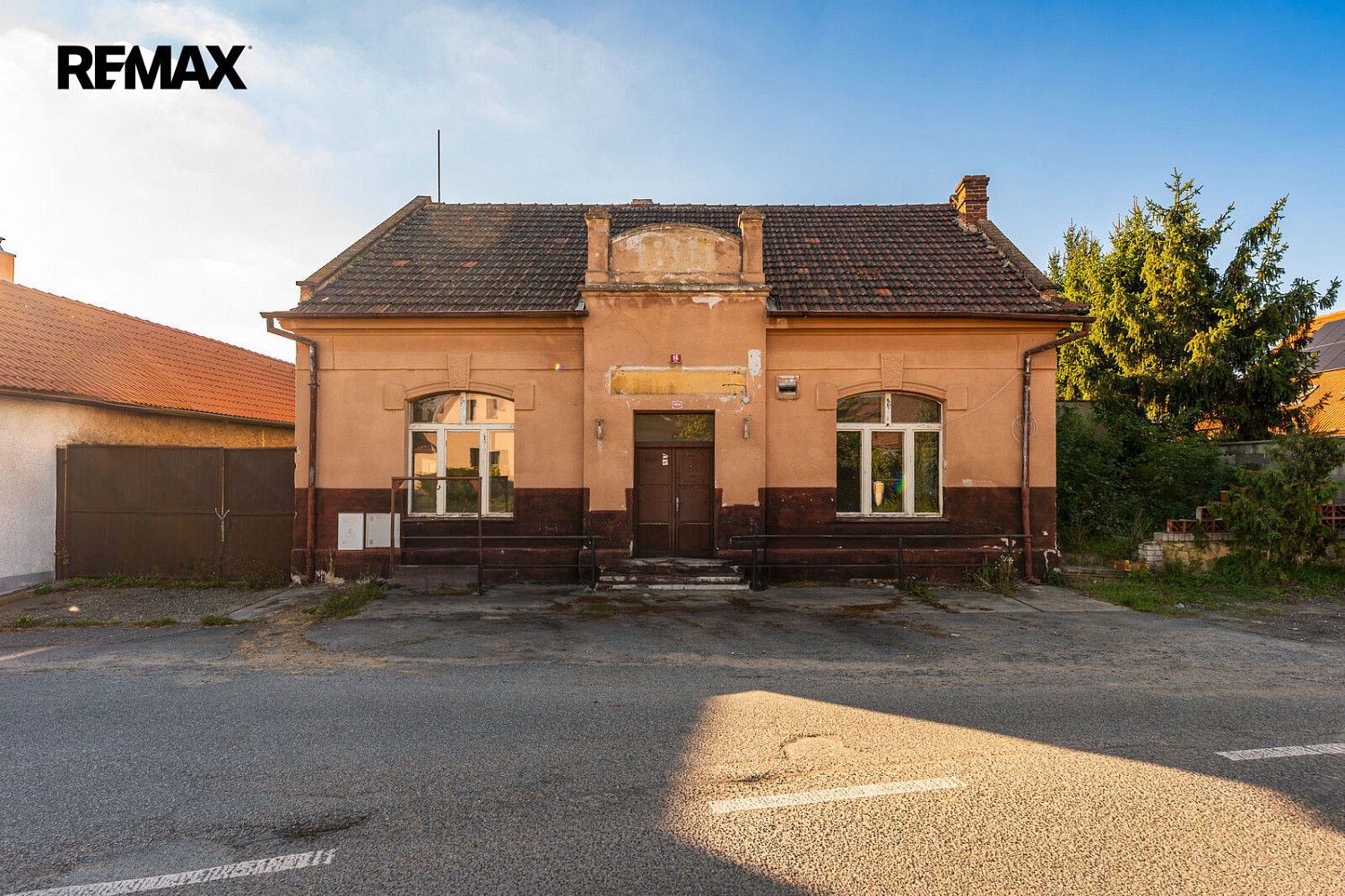Prodej domu 350 m² s pozemkem 892 m² – fotografie 3