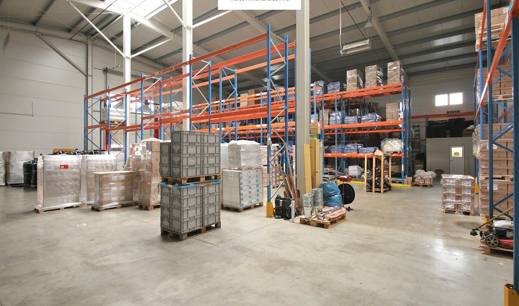 Pronájem skladovacích prostor 1 800 m², Mírová – náhled fotky 2