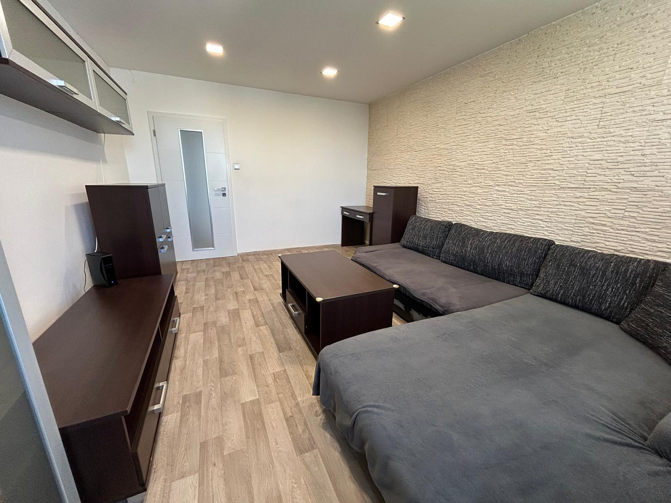 Pronájem bytu 3+1 63 m² – fotografie 5