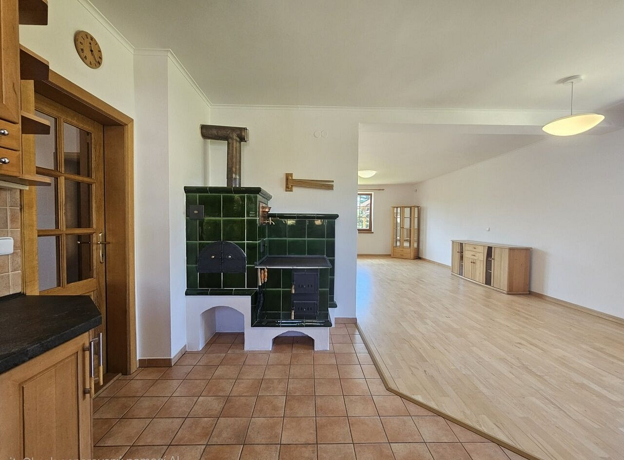Prodej domu 252 m² s pozemkem 1 150 m² – fotografie 5