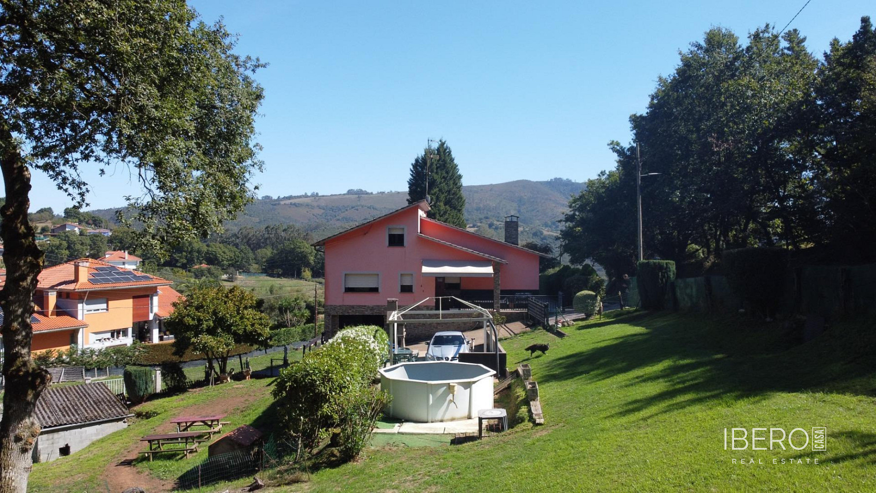 Prodej domu 187 m² s pozemkem 1 671 m²