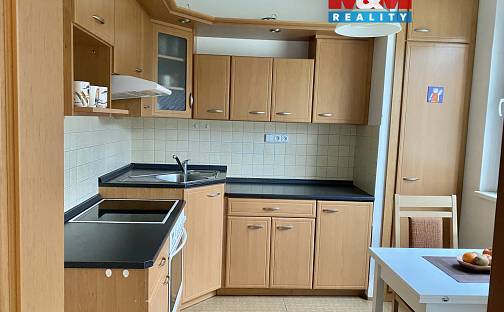 Pronájem bytu 3+1 73 m², Na Orátě, Hlubočky, okres Olomouc